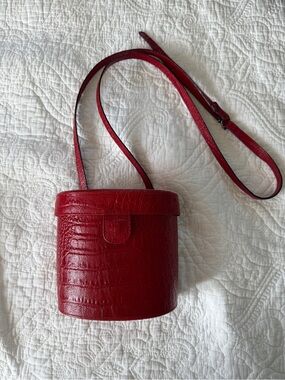 Vintage Ann Taylor Red Leather Croc Embossed Crossbody Bag